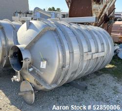 Used 304 Stainless Steel Industrial Storage Bin, 600 Gallons